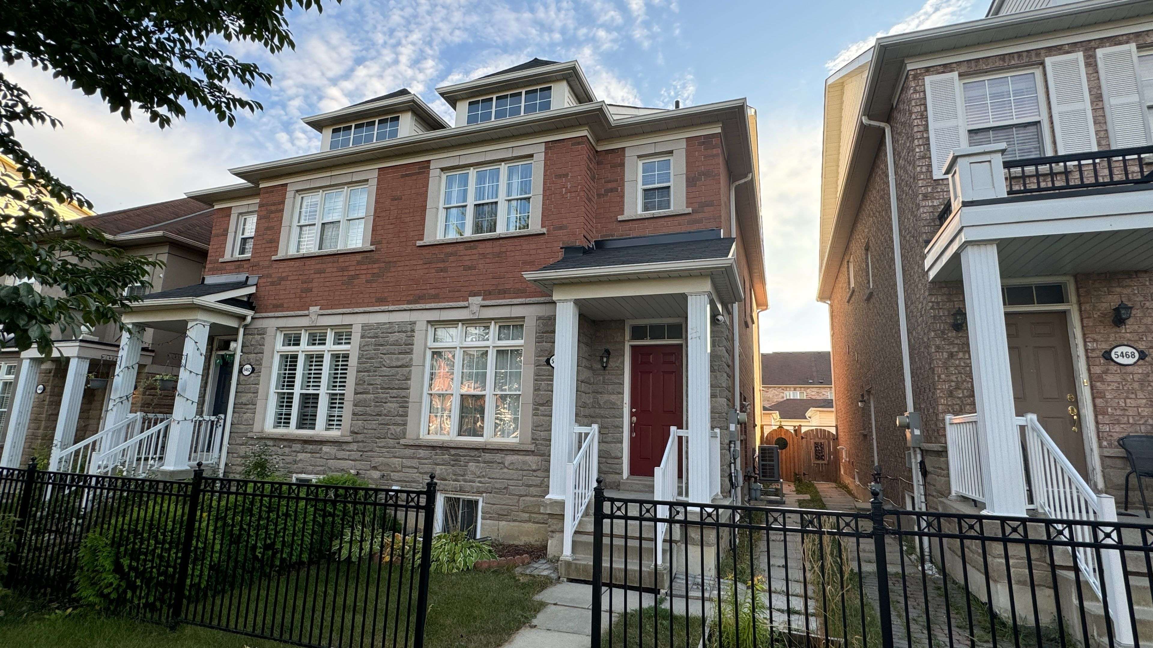 Mississauga, ON L5M 0G5,5464 Tenth Line W #BSMT