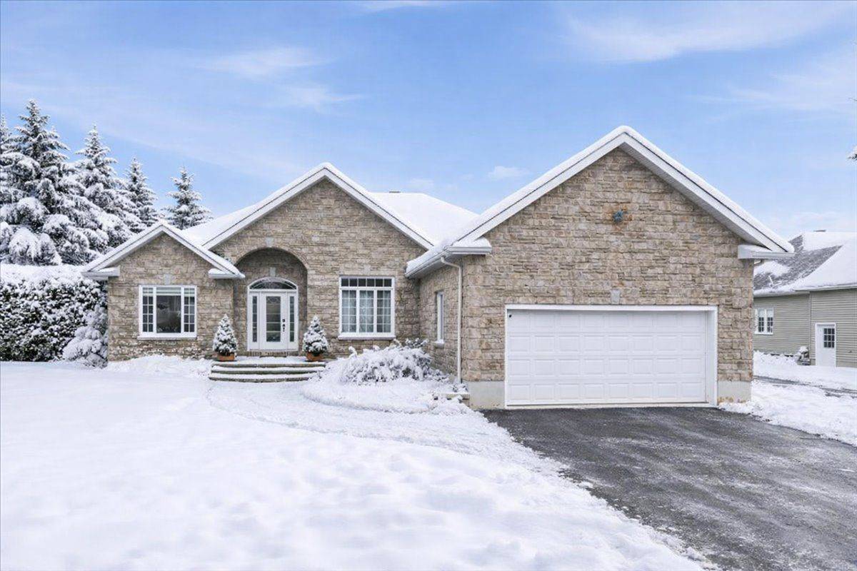 Orleans - Cumberland And Area, ON K4C 1R7,1147 Fieldown ST