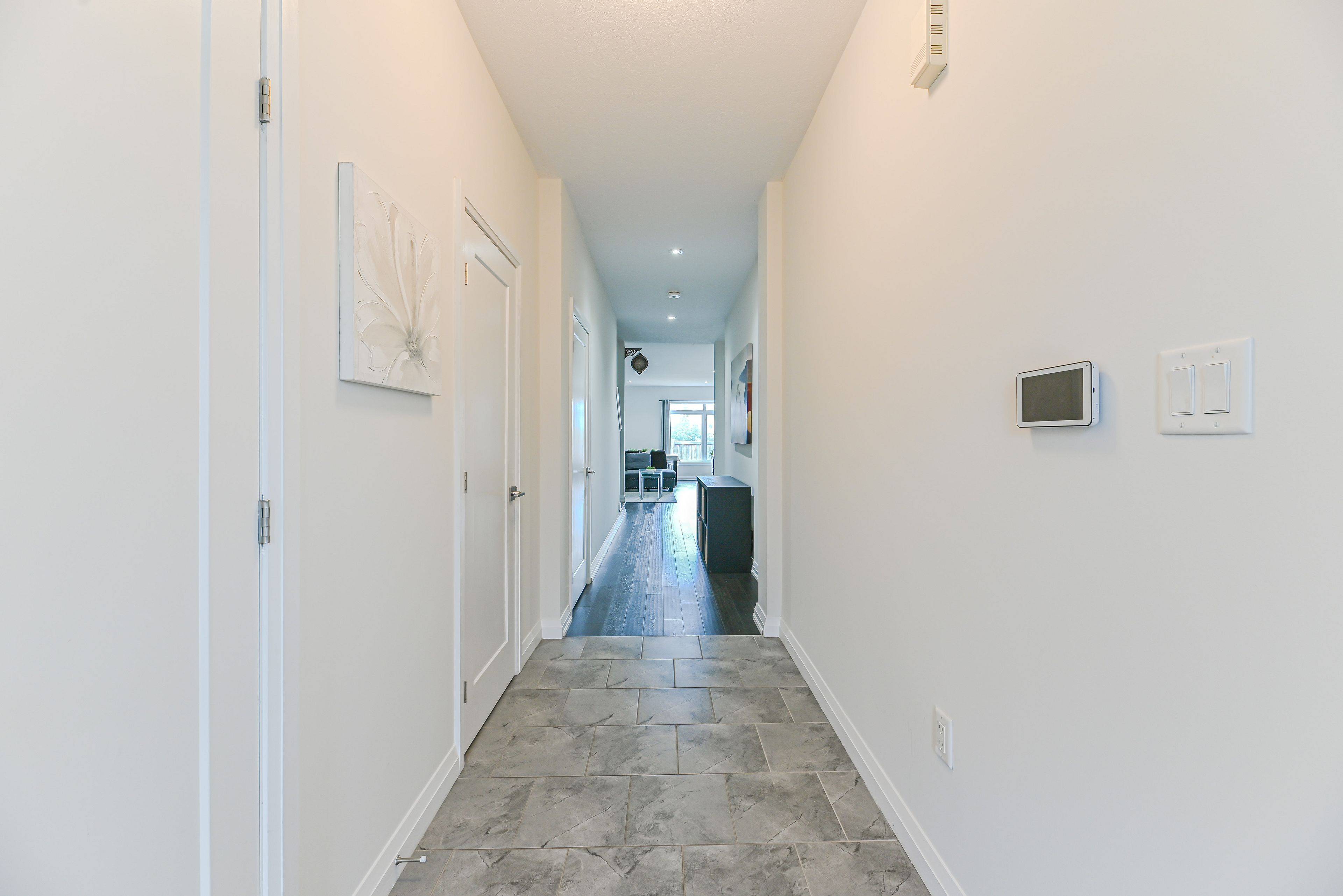 Hamilton, ON L8J 0K9,35 Midhurst HTS #15