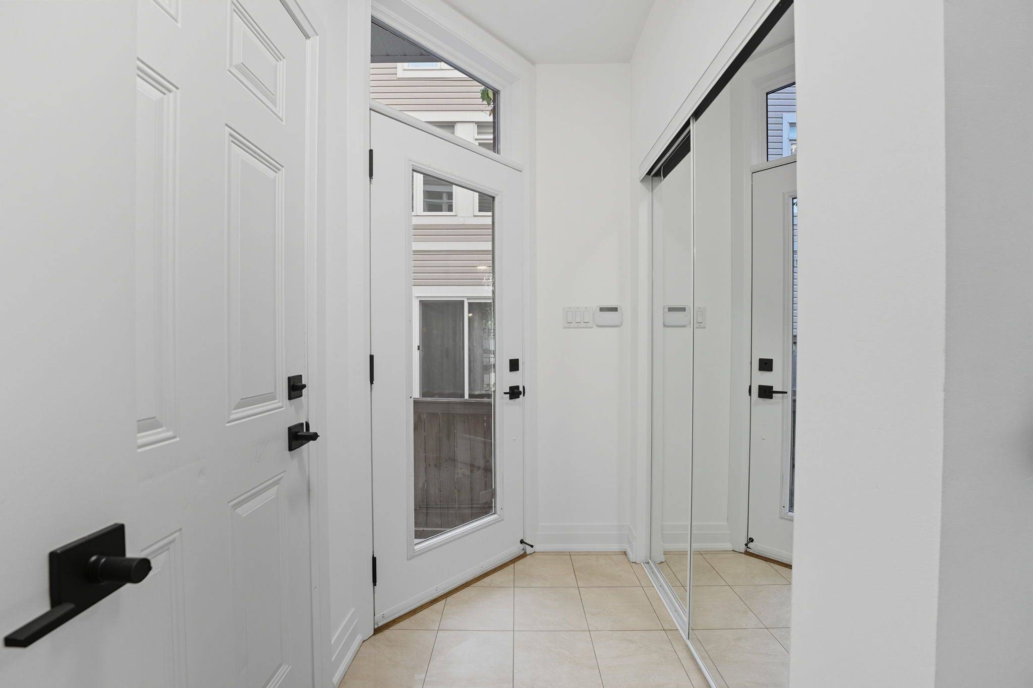 Billings Bridge - Riverside Park And Area, ON K1H 8E9,1512 Clementine BLVD