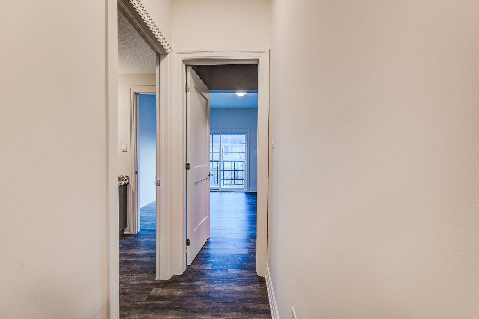 Kitchener, ON N2E 4G2,275 Max Becker DR #5