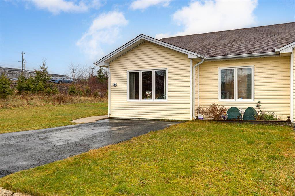 Paradise, NL A1L 1G6,27 Kestrel Drive