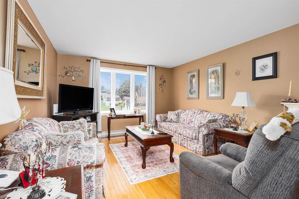 Paradise, NL A1L 1G6,27 Kestrel Drive