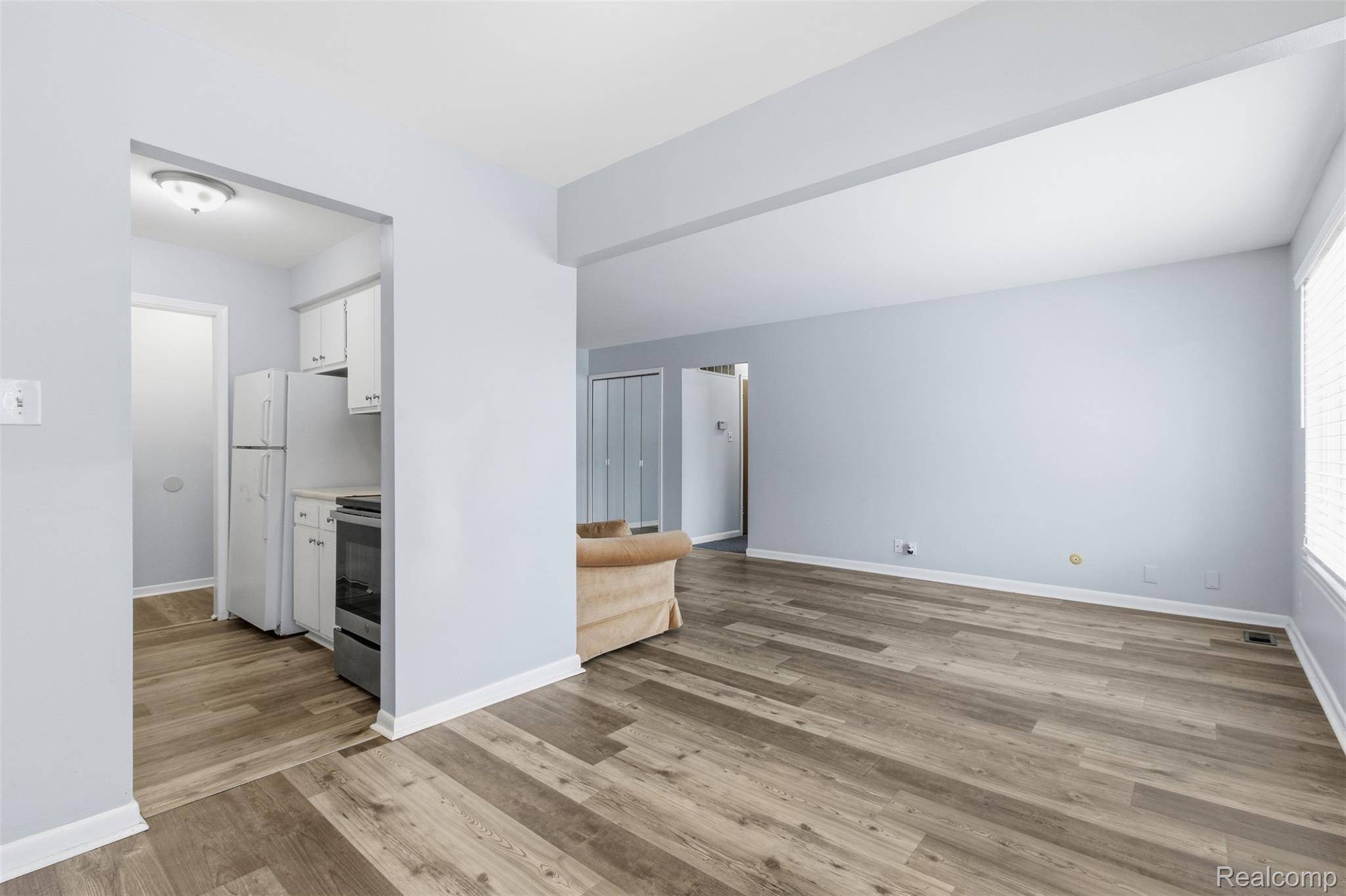 Sterling Heights, MI 48313,39435 Van Dyke AVE #308