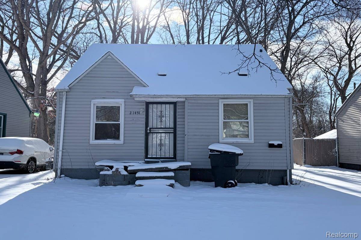 Detroit, MI 48219,21451 Glenco ST