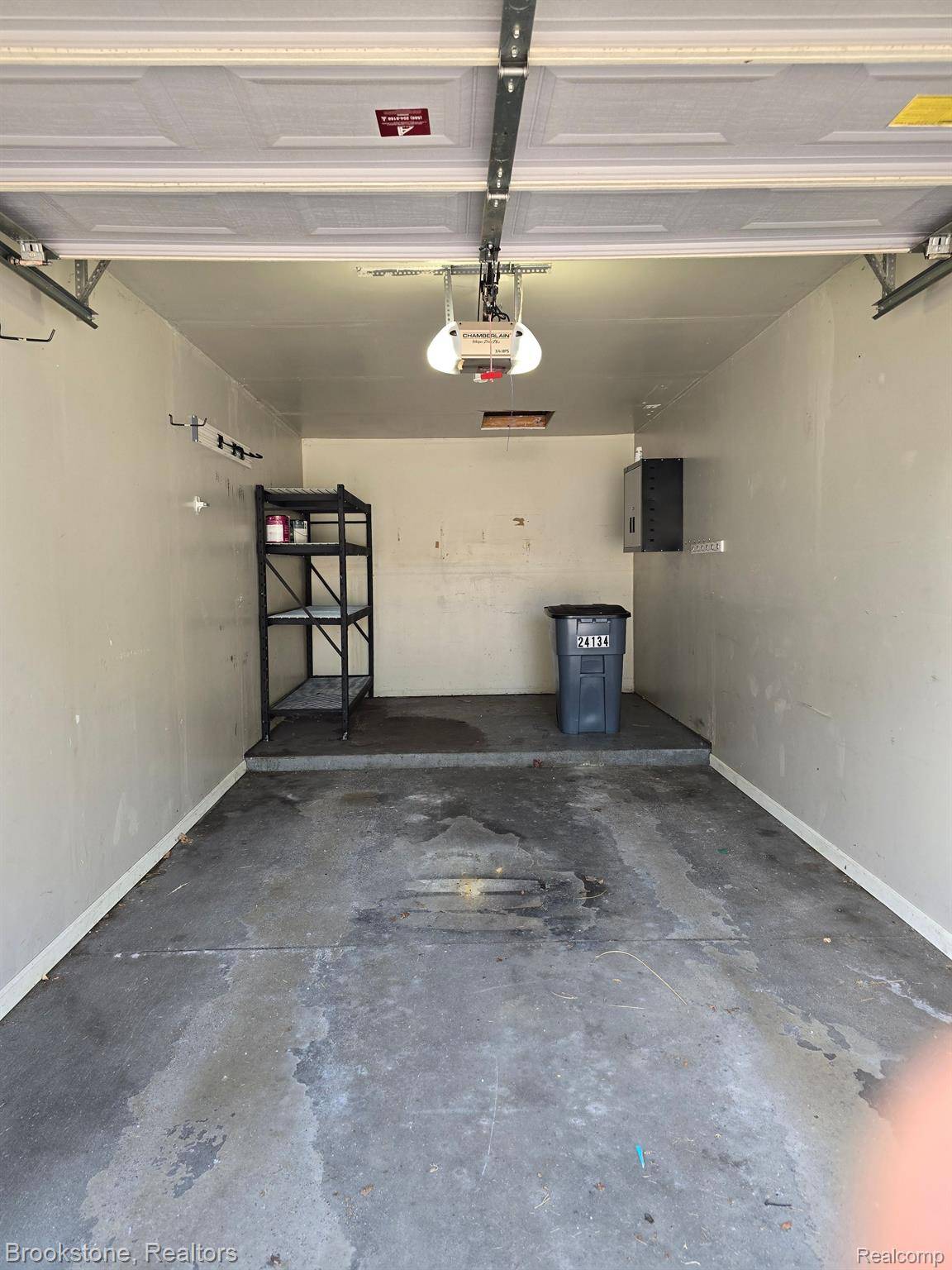 Warren, MI 48091,24134 WEDGEWOOD CIR #39