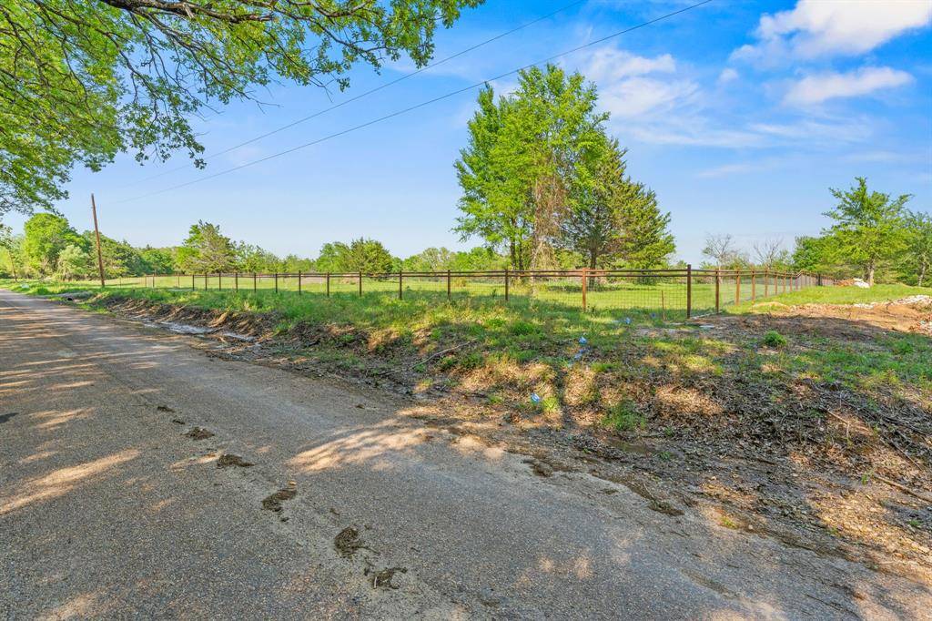 Kaufman, TX 75142,9059 County Road 114