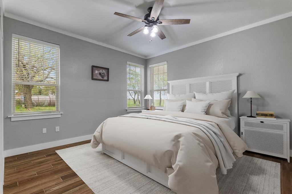 Aubrey, TX 76227,5480 New Hope Road