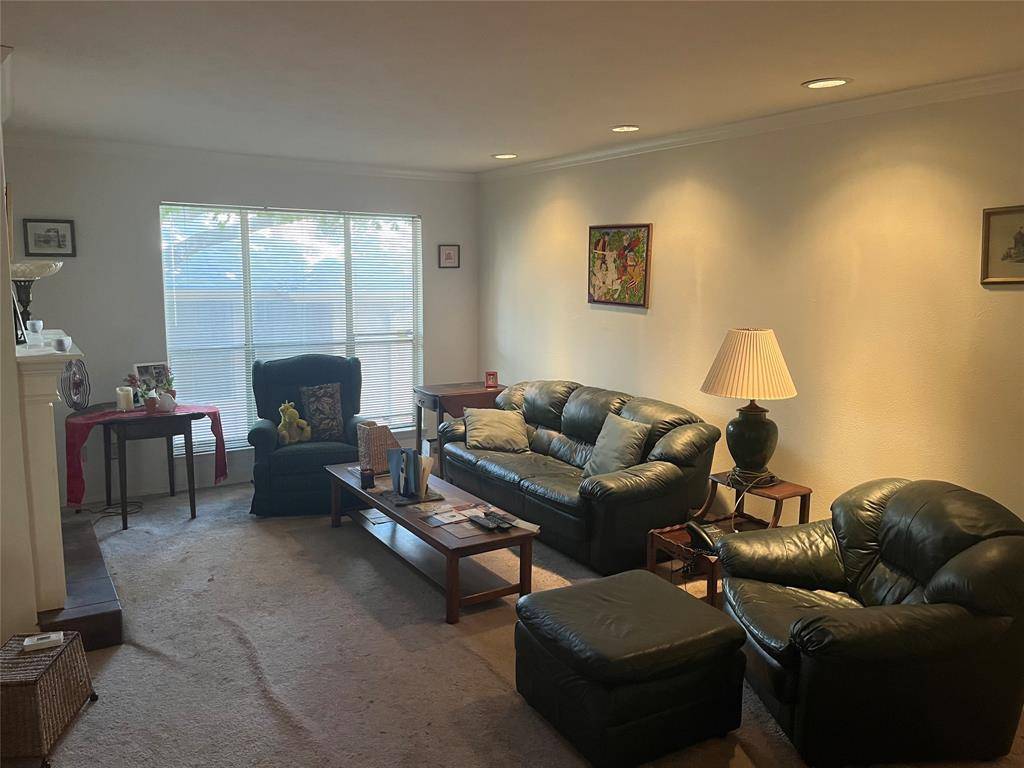 Dallas, TX 75230,10562 High Hollows Drive #246