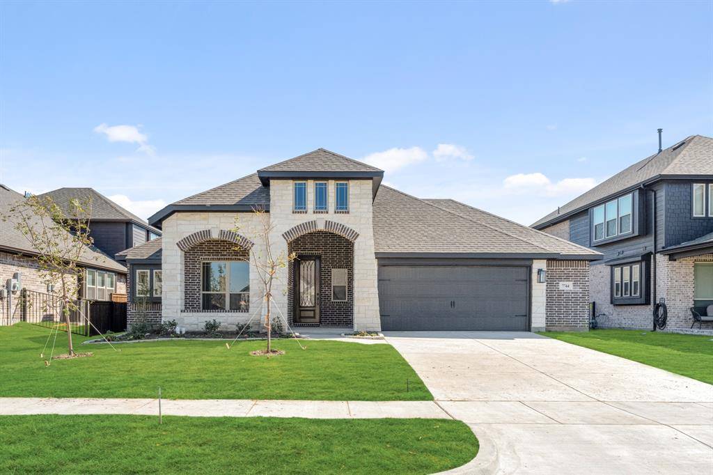 Joshua, TX 76058,7744 Barley Field Street