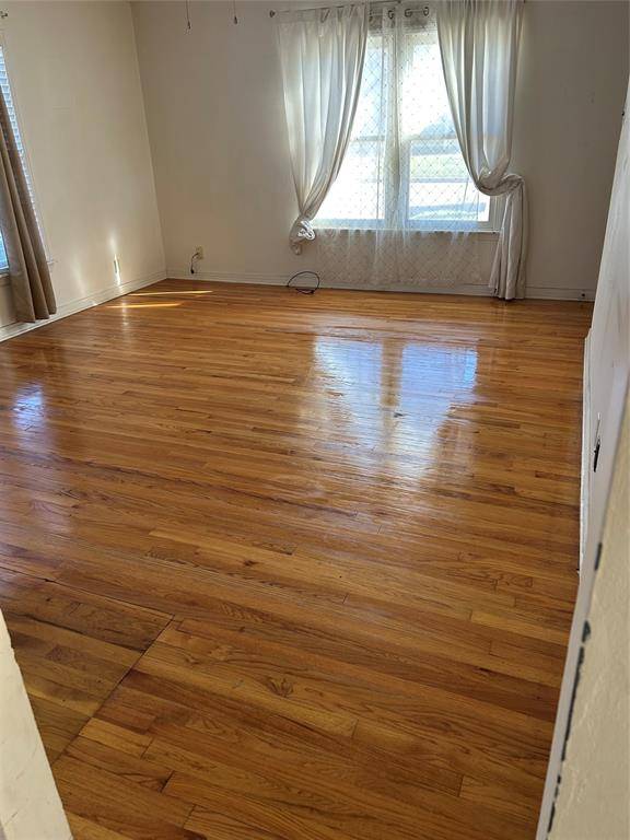 River Oaks, TX 76114,829 Yale Street