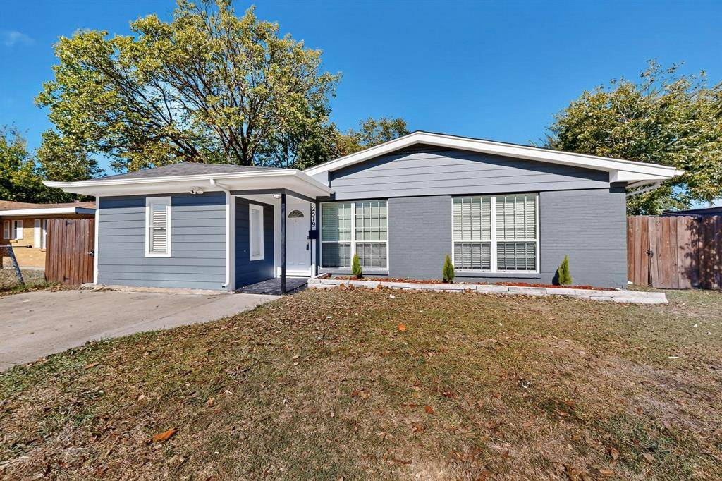 Dallas, TX 75228,2519 Maverick Avenue