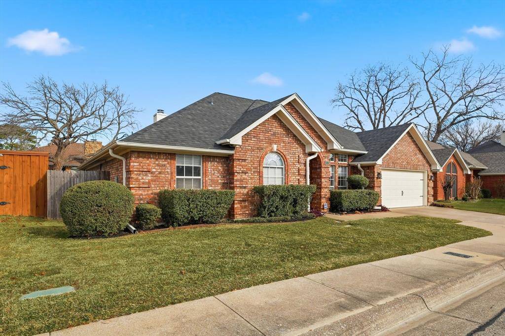 Bedford, TX 76021,1401 Danielle Drive