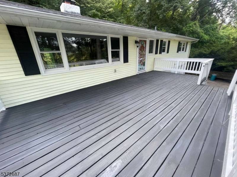 Vernon Twp., NJ 07462,16 Andrea Dr