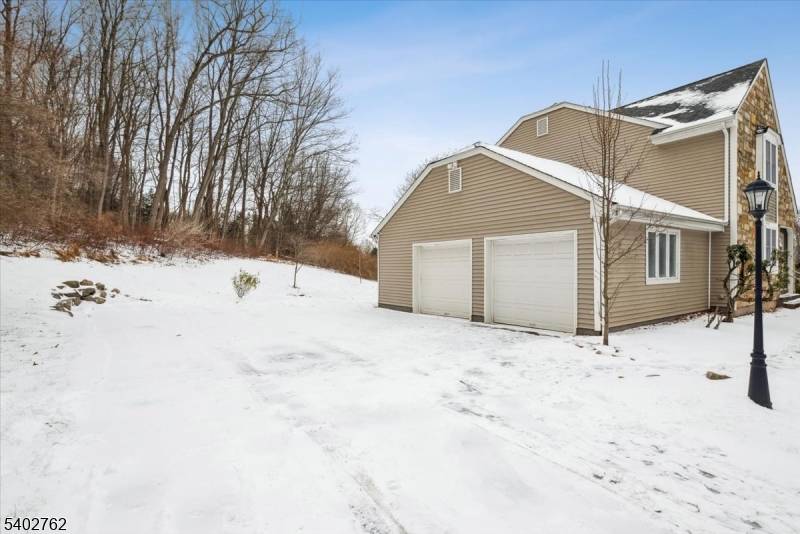 Washington Twp., NJ 07840,1 Knob Hill Rd