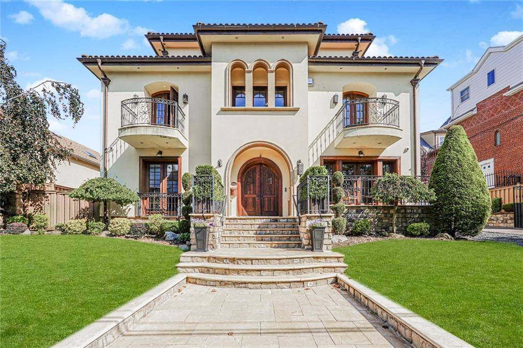 Brooklyn, NY 11209,7921 Narrows AVE