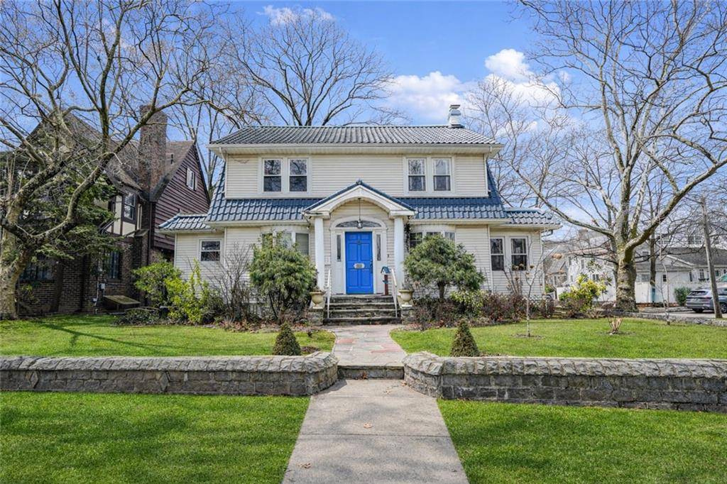 Staten  Island, NY 10301,94 Hart BLVD