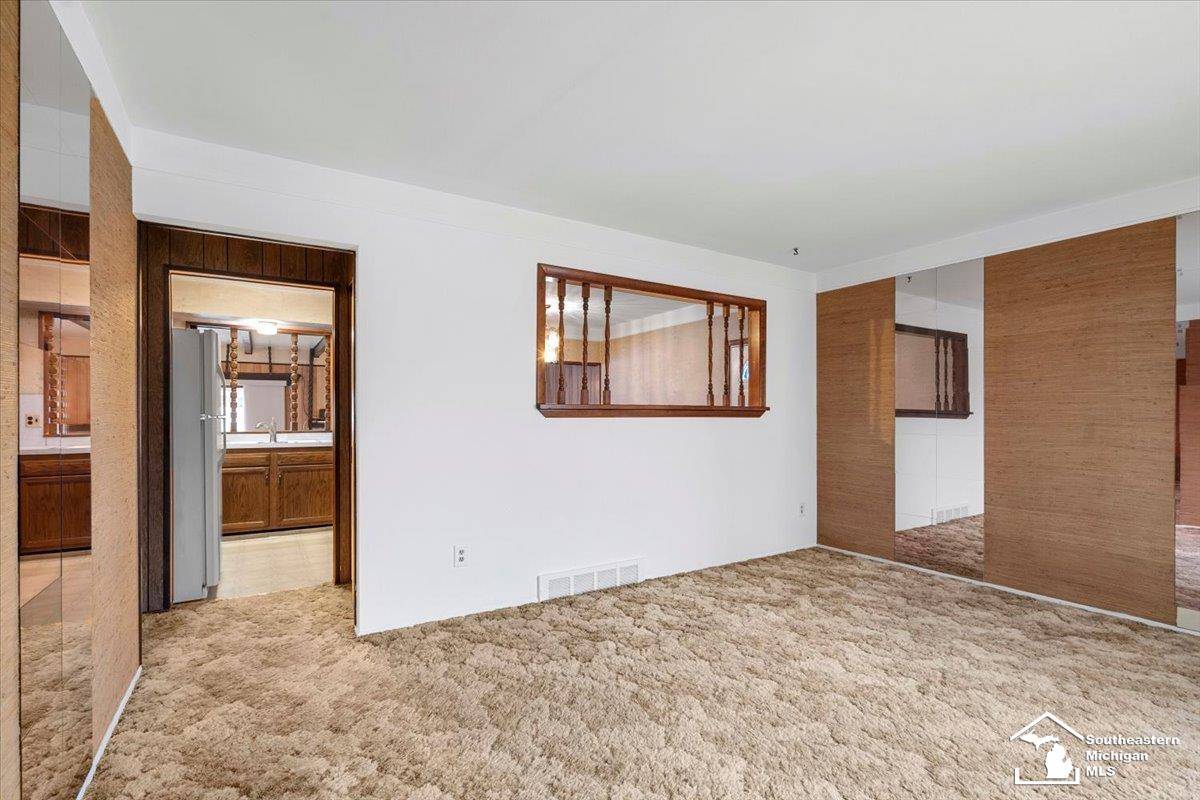 Allen Park, MI 48101,14595 Leblanc AVE