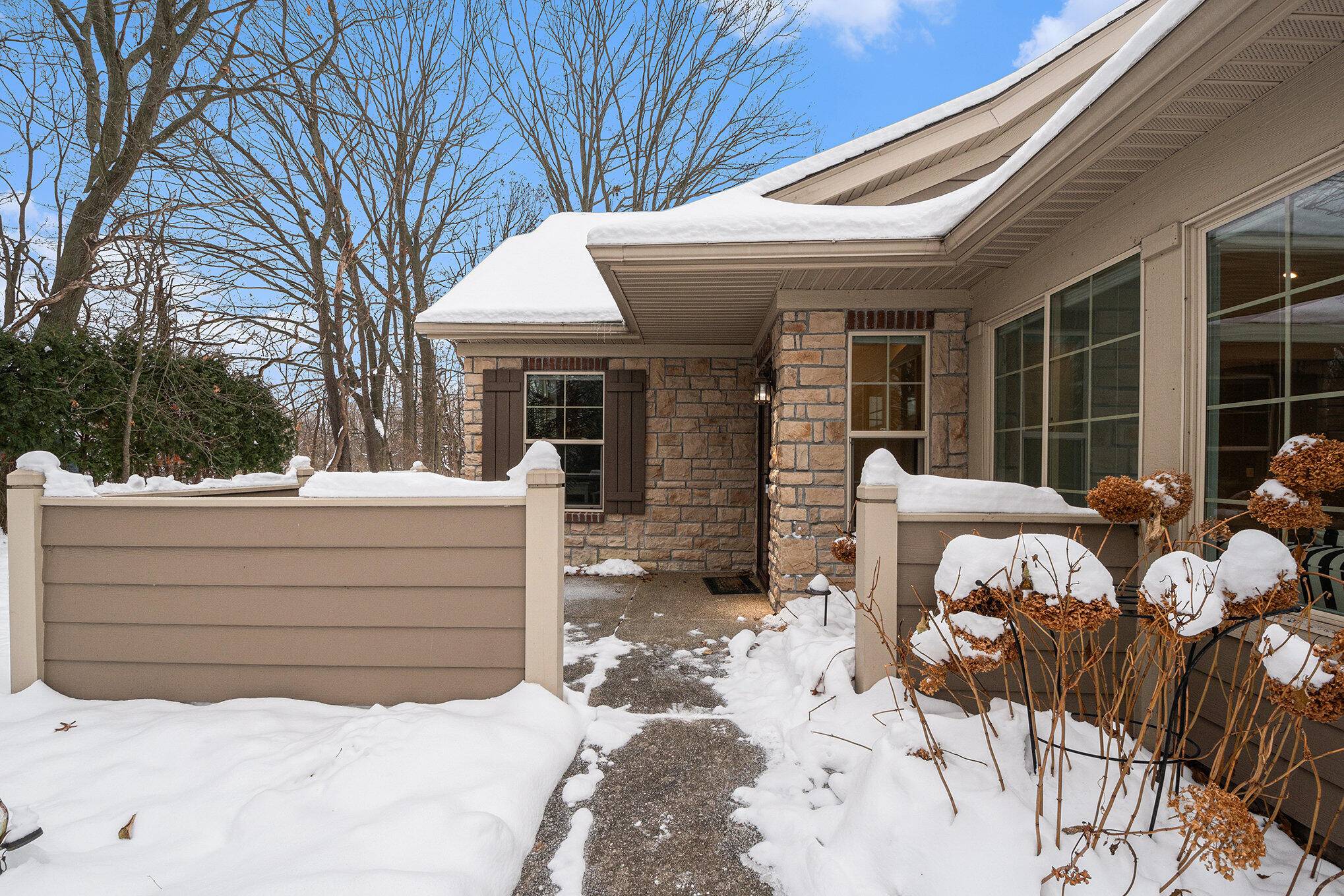 Ada, MI 49301,856 Bridge Crest DR SE