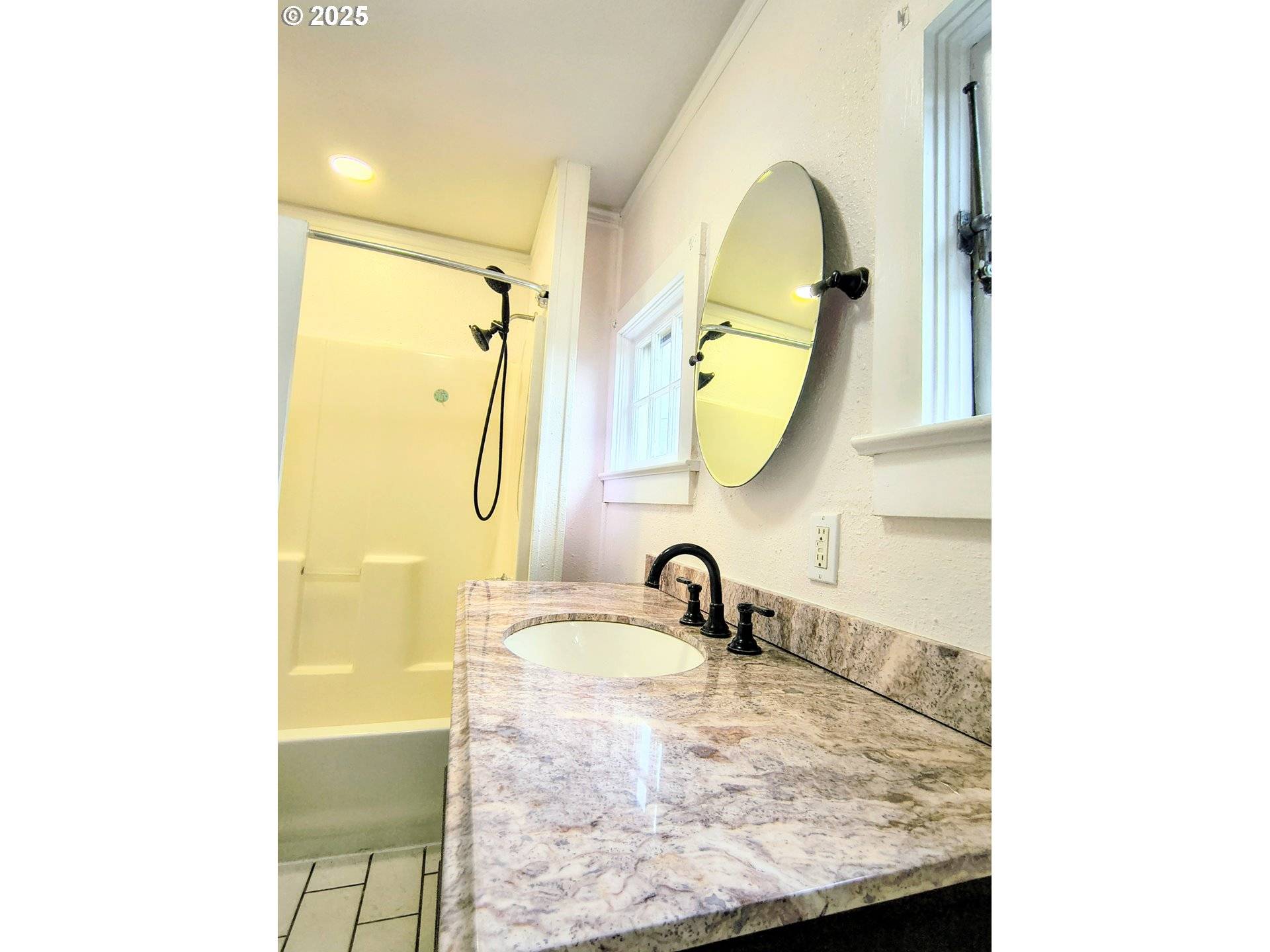 Coquille, OR 97423,254 N DEAN ST