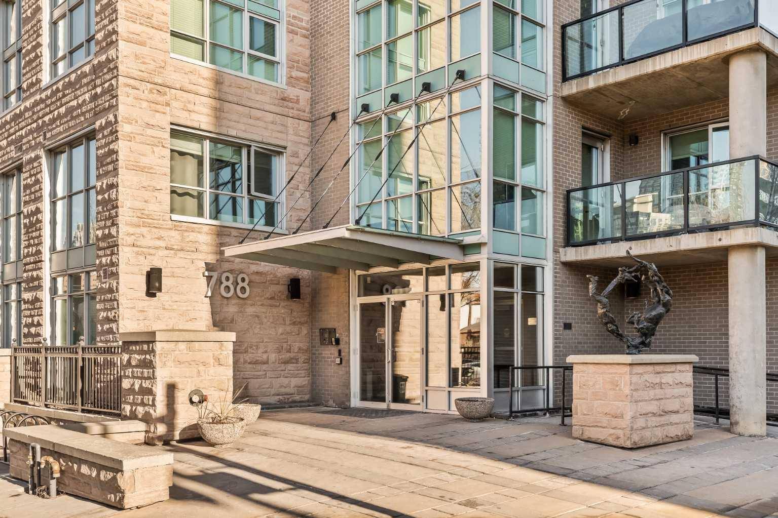 Calgary, AB T2R 0H1,788 12 AVE SW #503