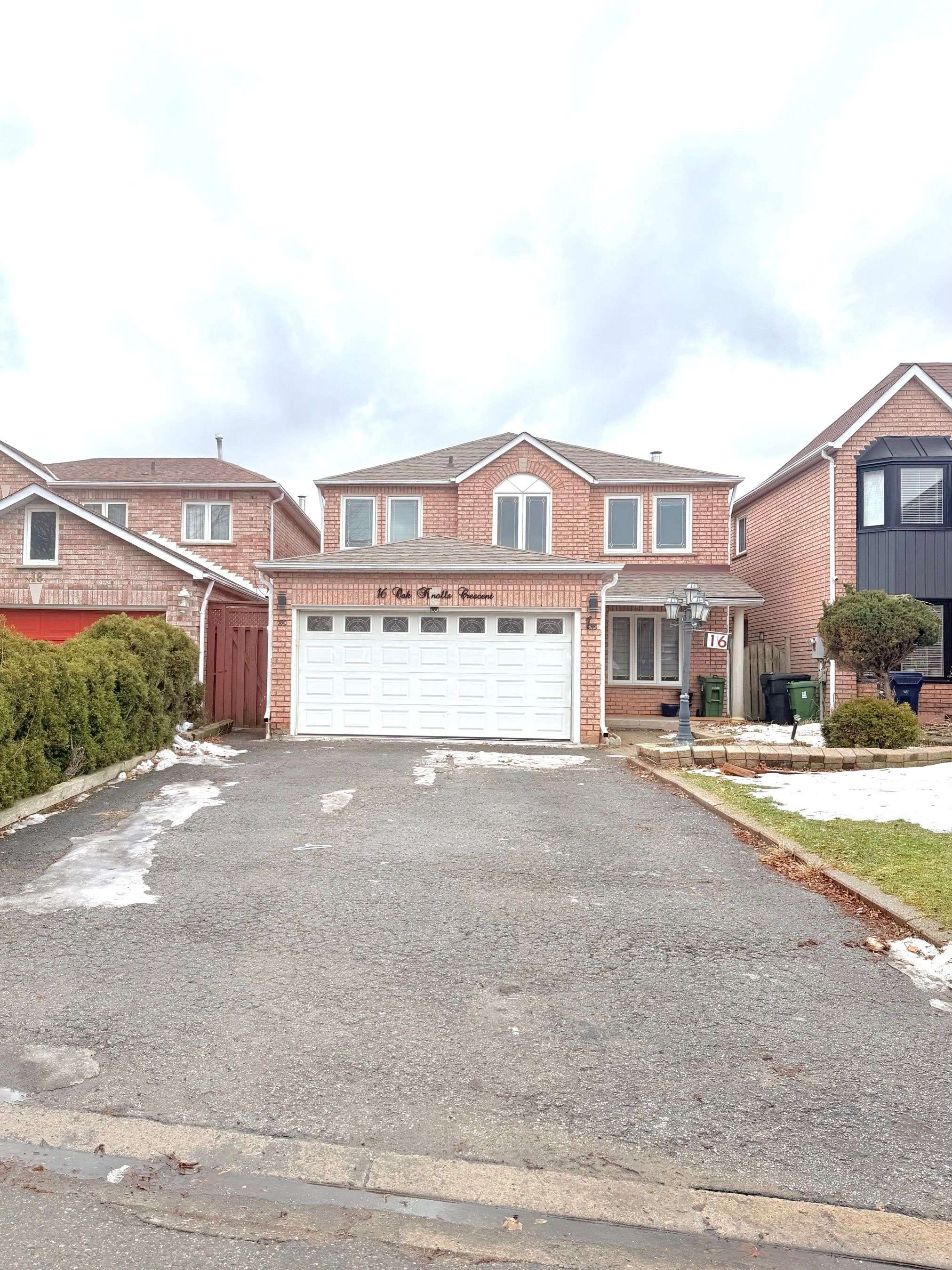 Toronto E11, ON M1B 4V4,16 Oak Knoll CRES #Bsmt
