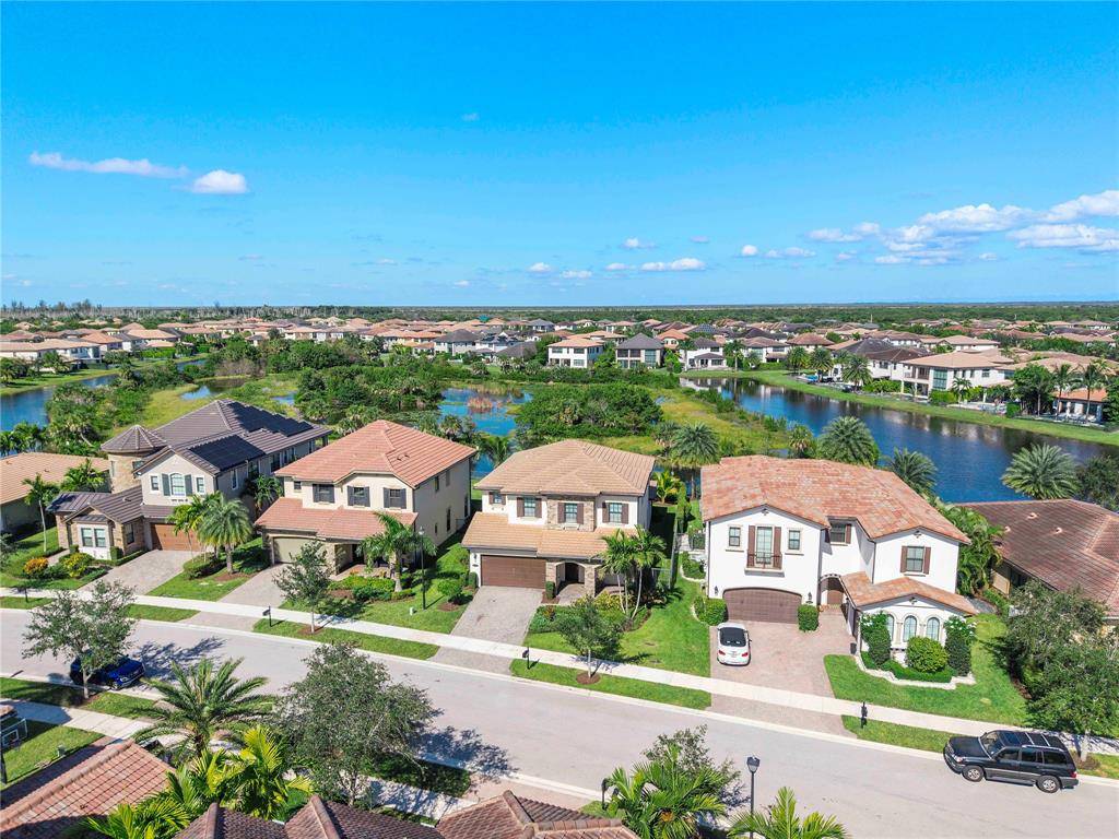 Parkland, FL 33076,11425 Watercrest Cir