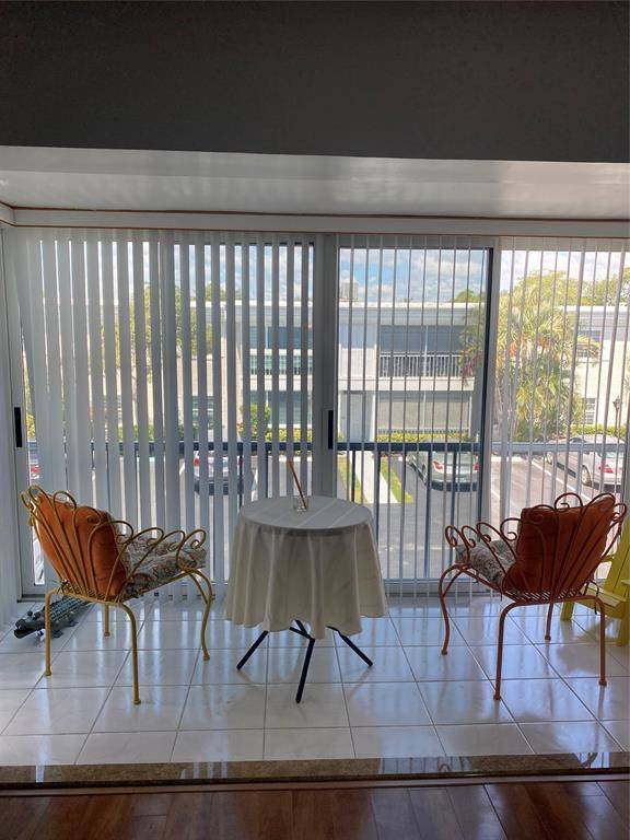 Fort Lauderdale, FL 33308,6471 Bay Club Dr #4