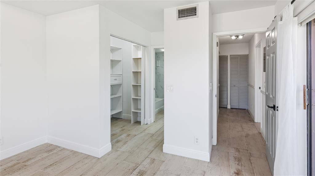 Boca Raton, FL 33433,23048 Oxford Pl