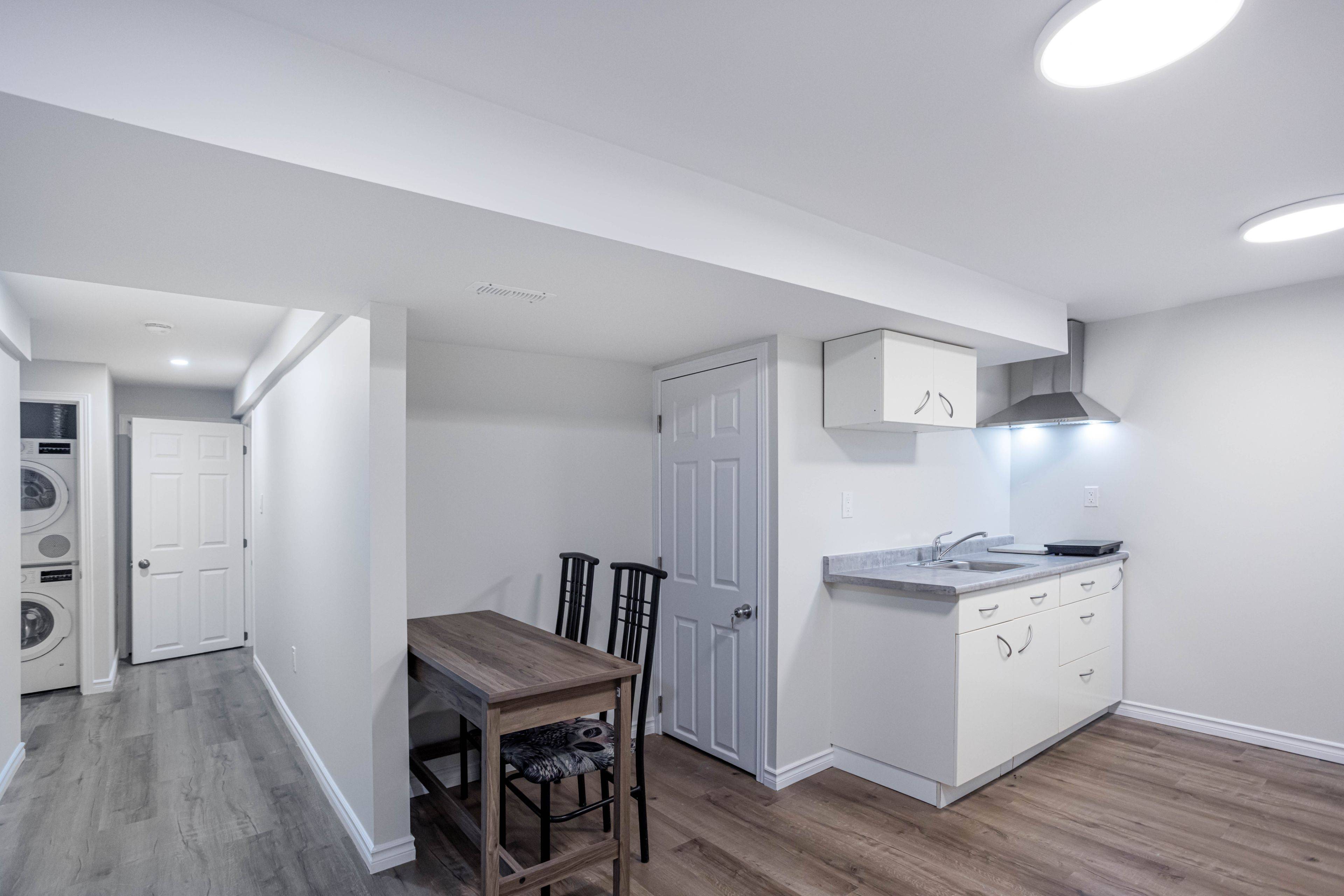 Vaughan, ON L4J 6L8,125 Brookmill DR #Lower A