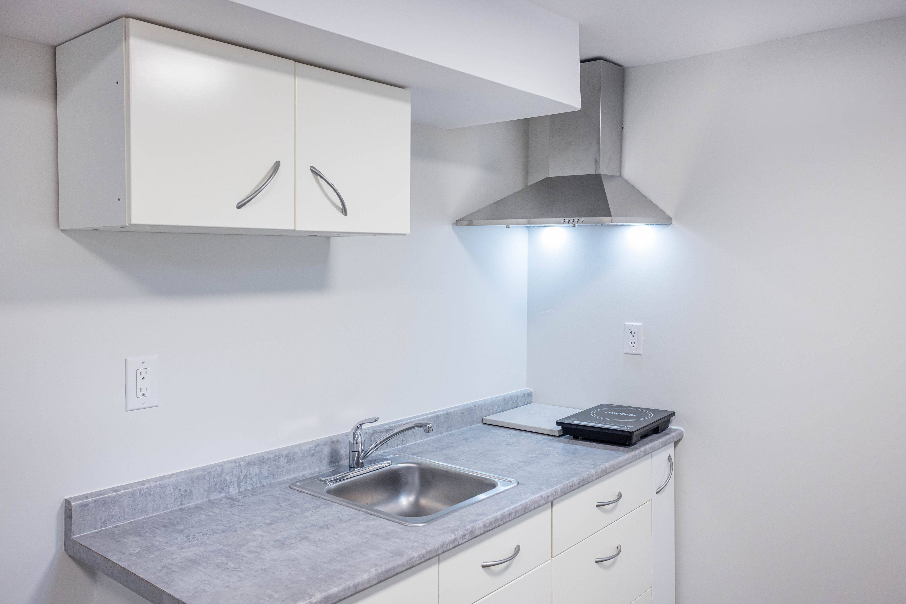 Vaughan, ON L4J 6L8,125 Brookmill DR #Lower A