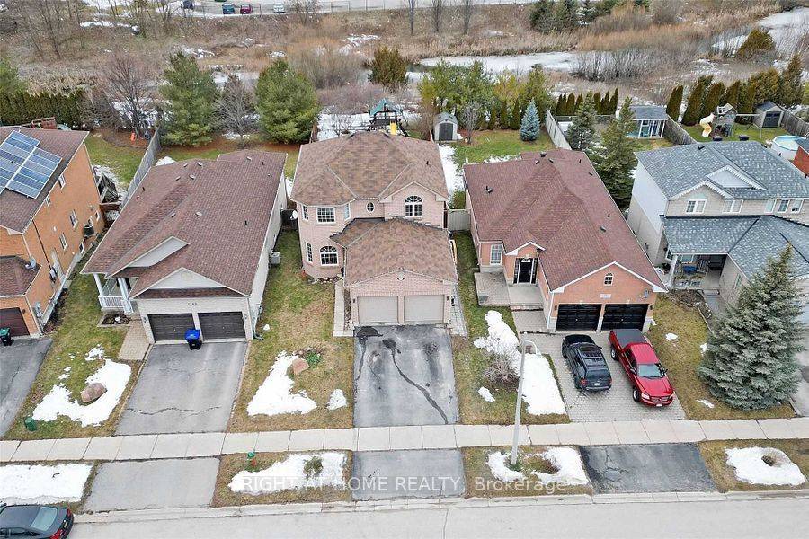 Innisfil, ON L9S 1T1,1269 Gina ST #Main