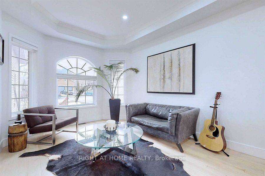 Innisfil, ON L9S 1T1,1269 Gina ST #Main