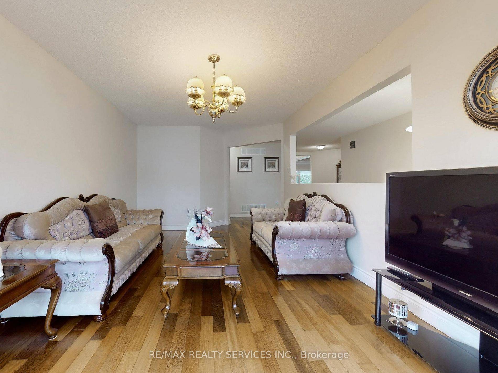 Wasaga Beach, ON L9Z 1M3,10 Bush CRES