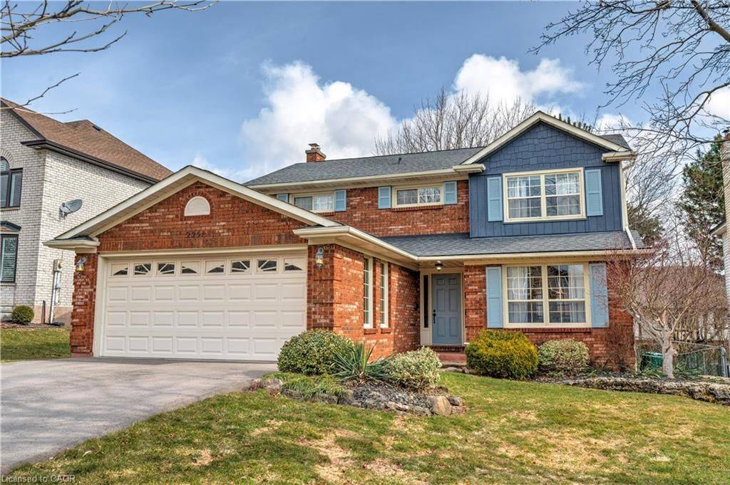 Burlington, ON L7P 3J3,2251 Mansfield DR