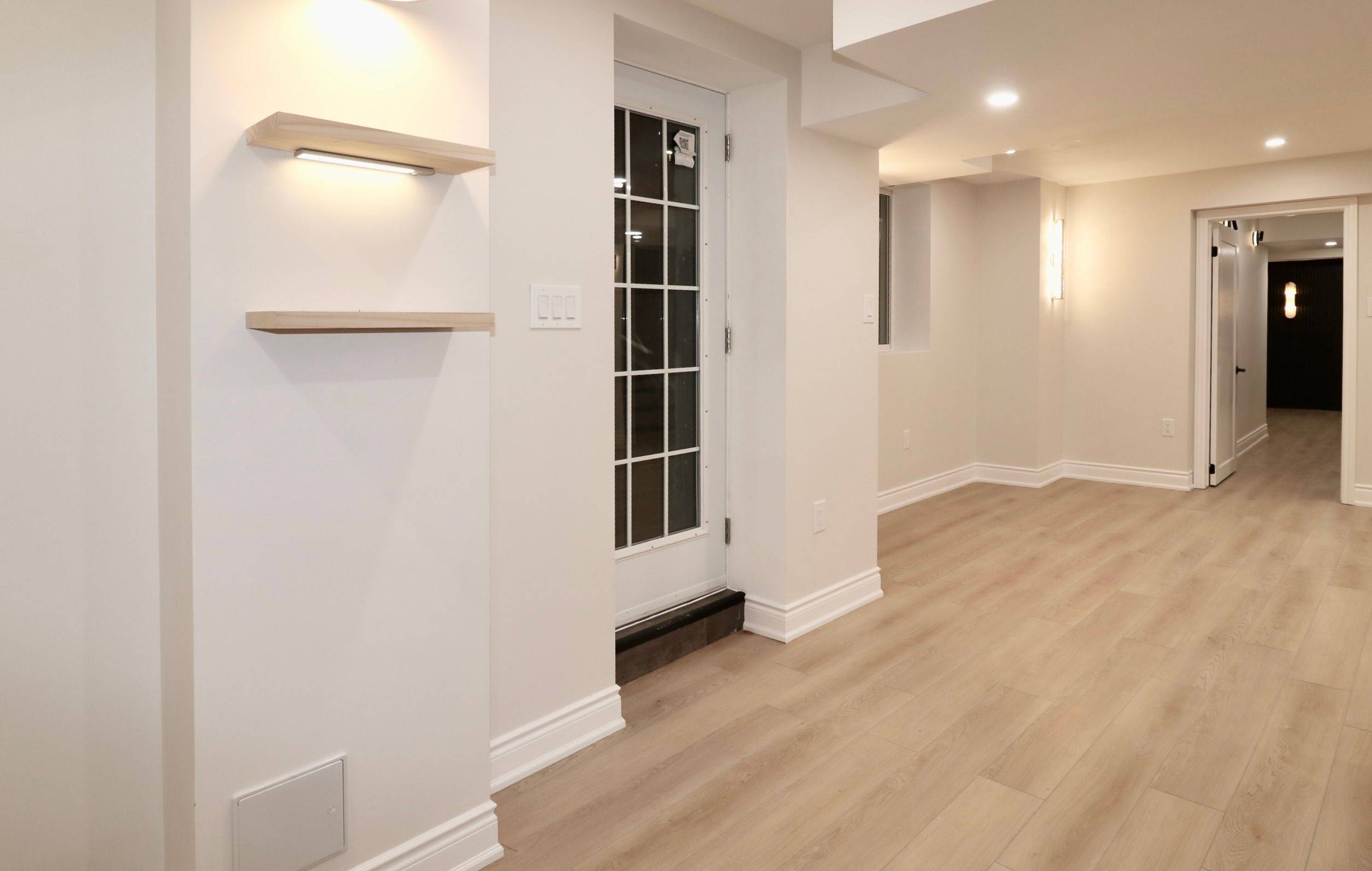 Milton, ON L9E 1S6,169 Yates DR #Basement