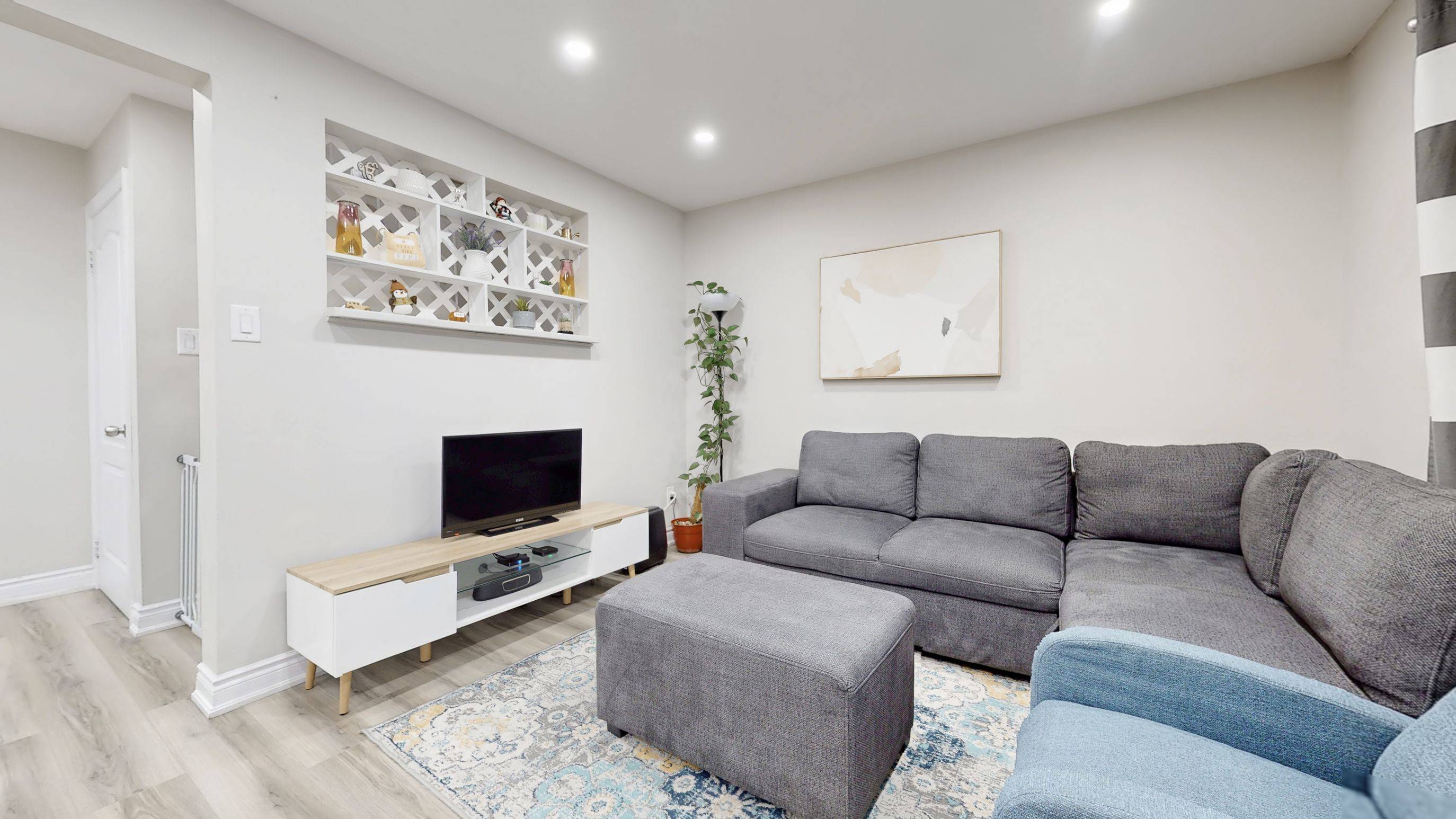 Brampton, ON L6S 2H8,12 Glencastle SQ