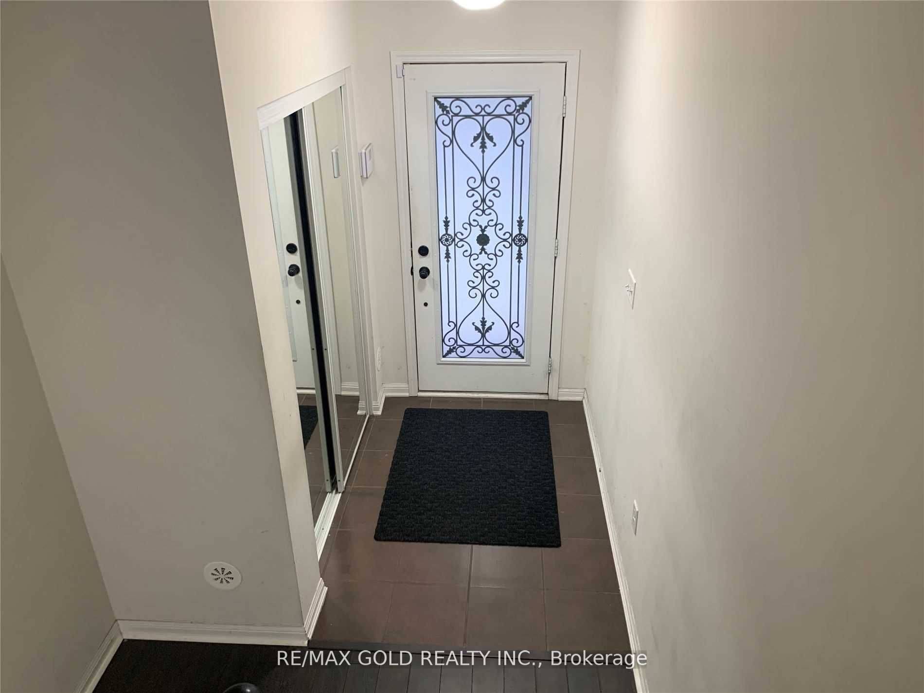 Brampton, ON L7A 0S5,6 Stemford RD