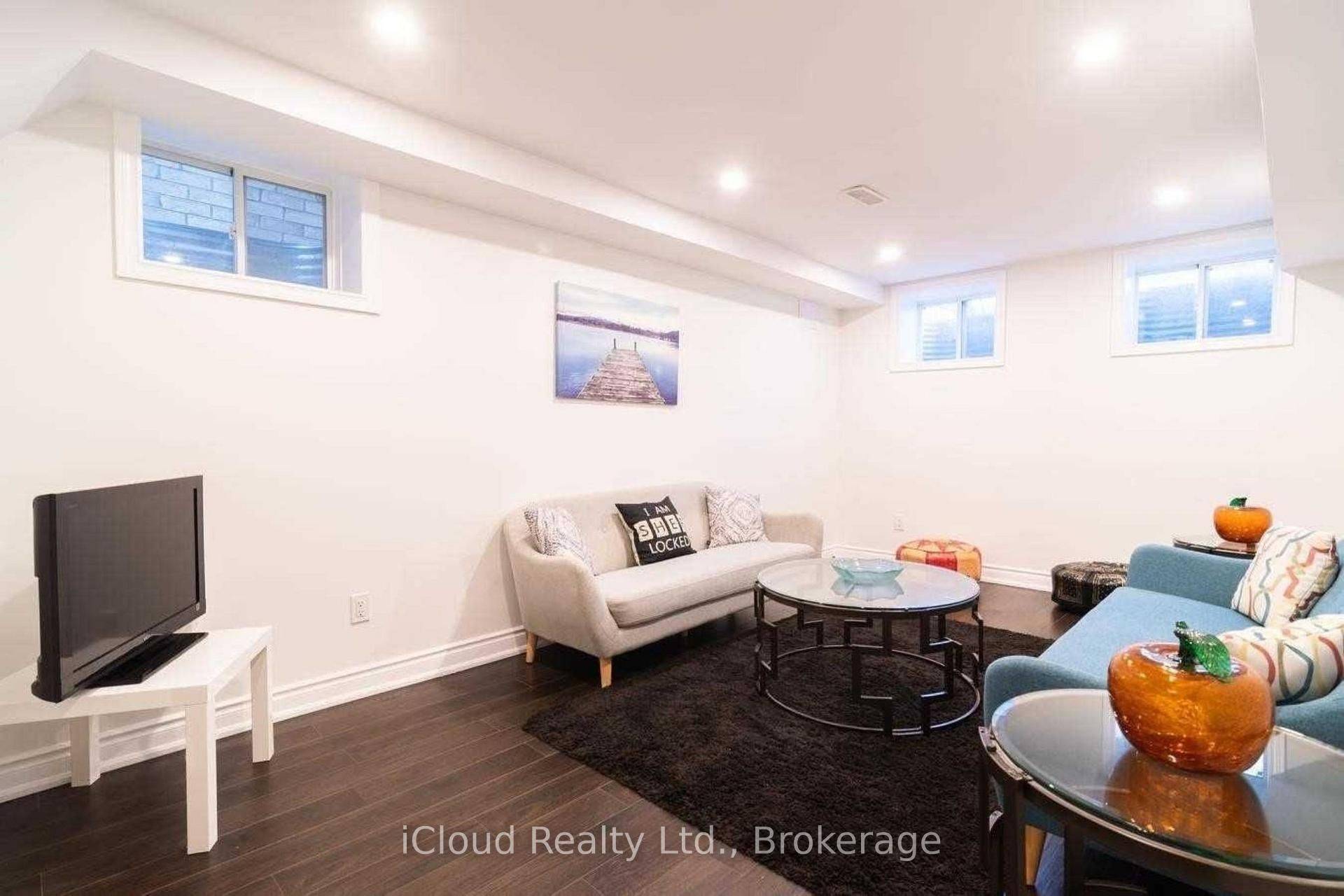 Brampton, ON L7A 4P5,16 Stedford CRES #Bsmt