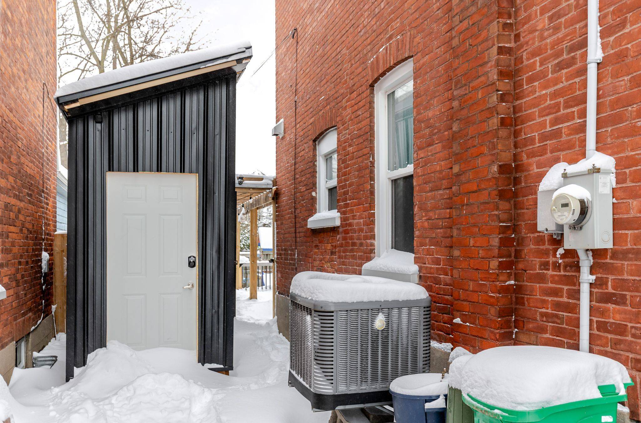 Peterborough, ON K9J 4R5,533 Bolivar ST