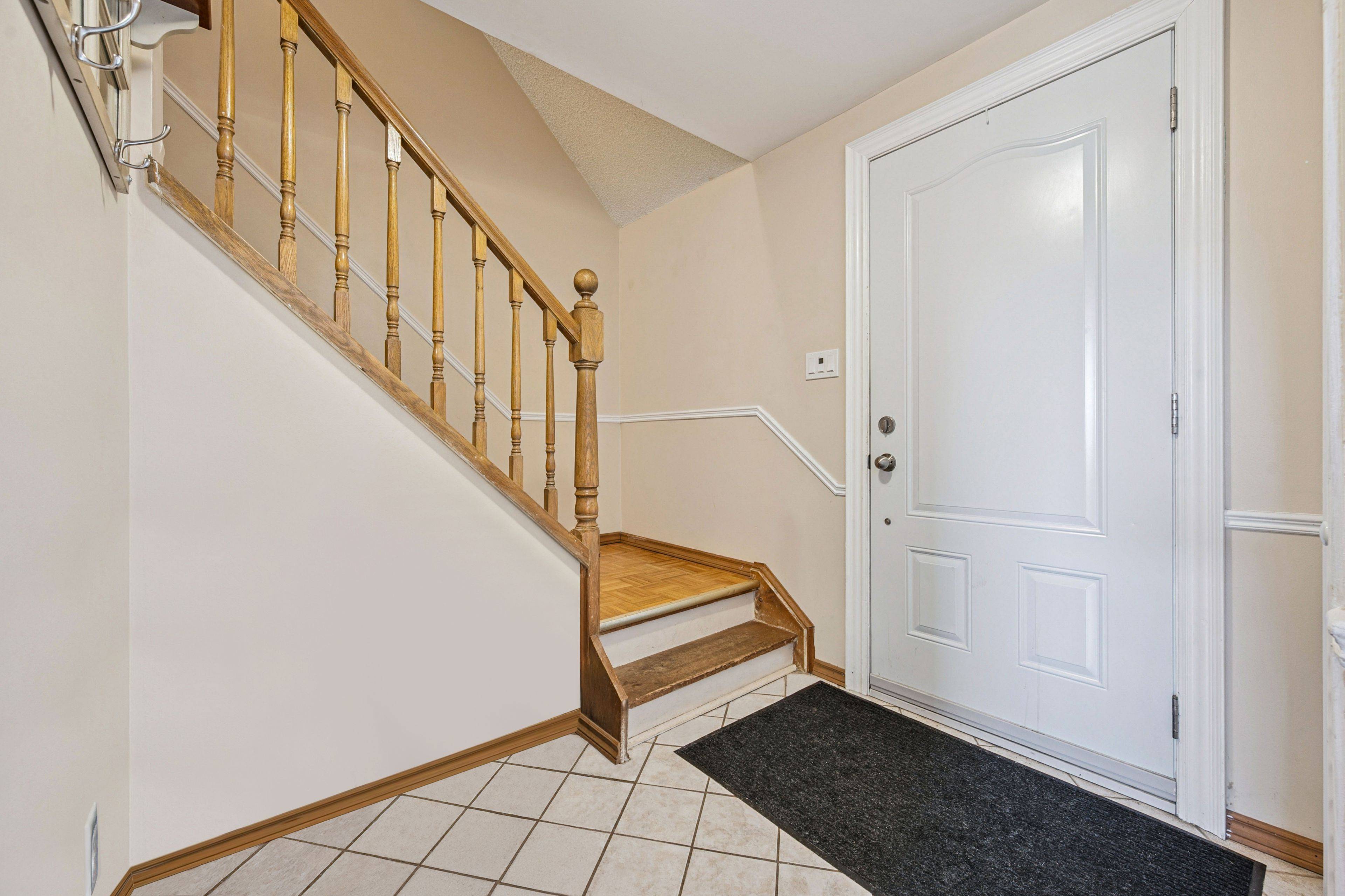 Guelph, ON N1G 3P2,361 Ironwood RD