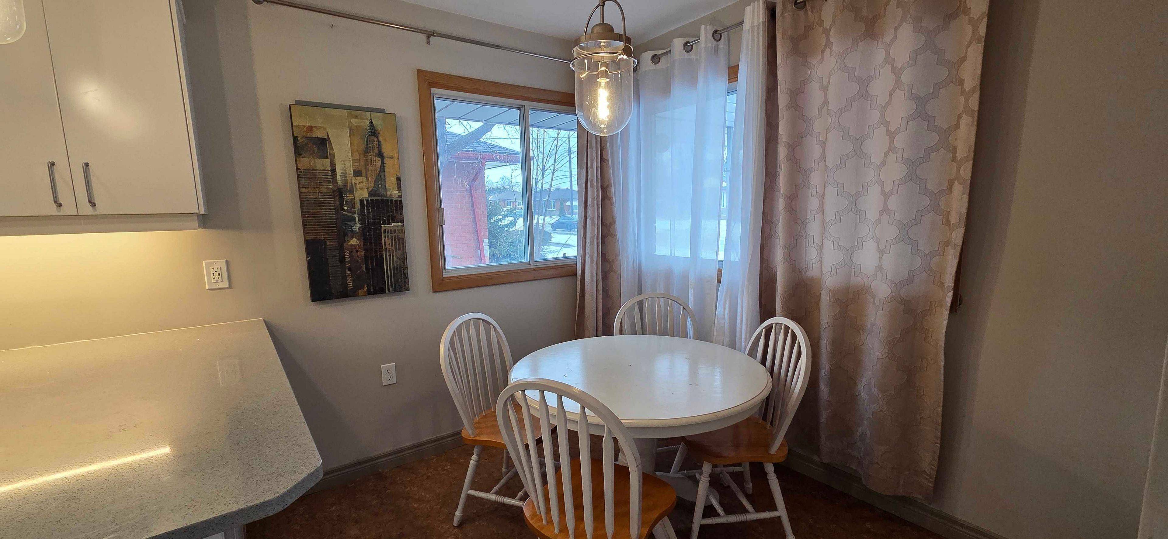 Kitchener, ON N2C 1V7,46 Munroe ST #A