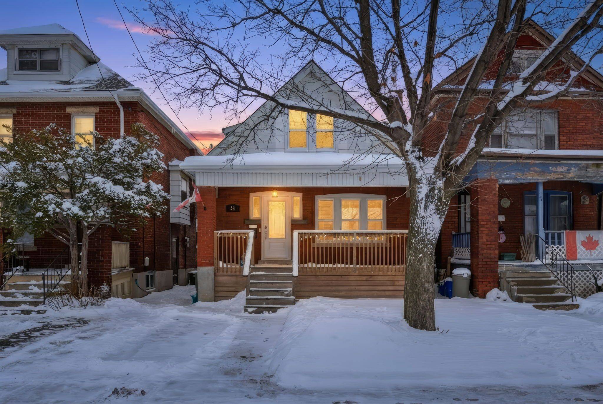 Hamilton, ON L8L 6Y3,34 Balsam AVE N