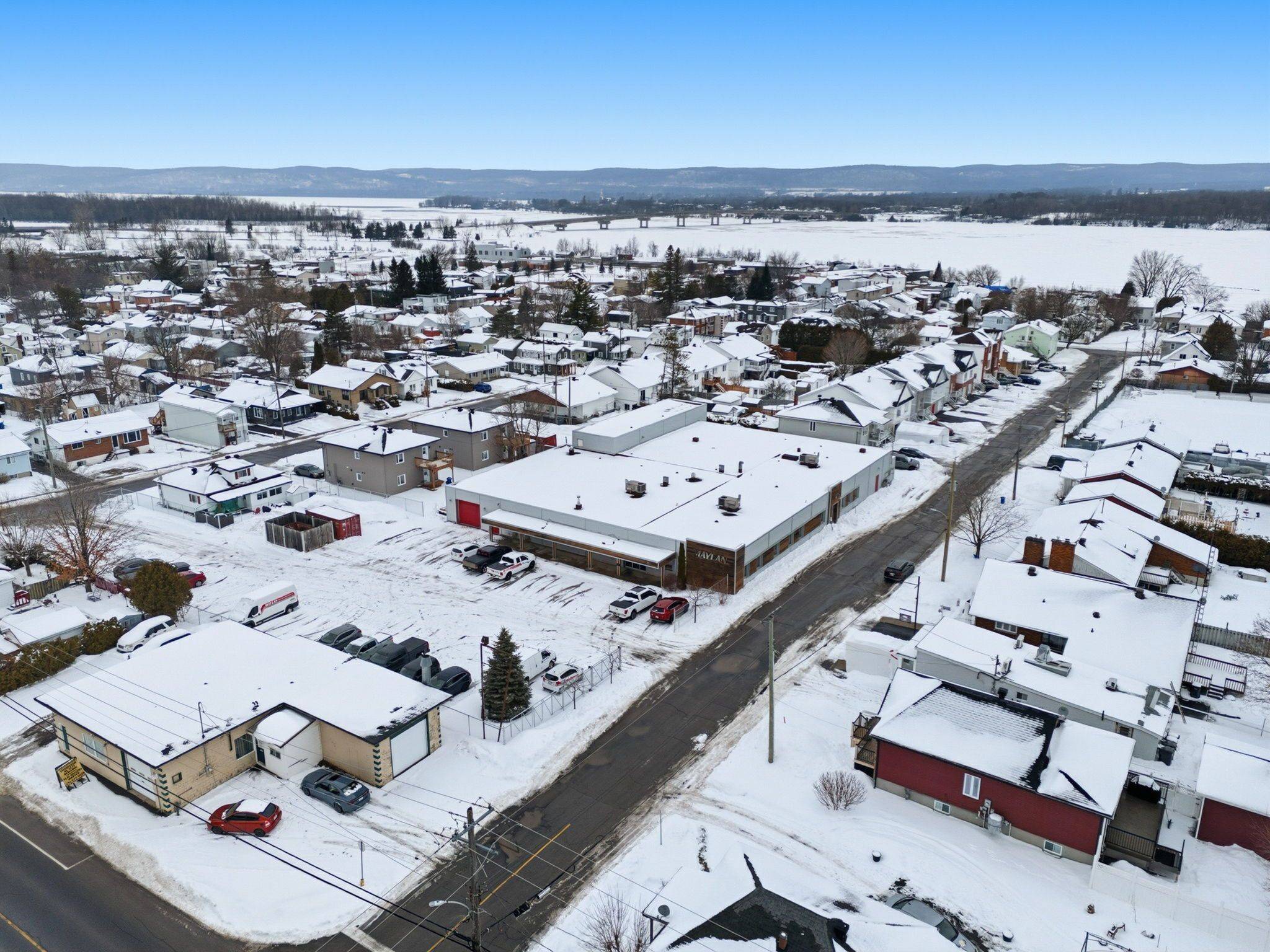 Hawkesbury, ON K6A 2A8,372 Bertha ST