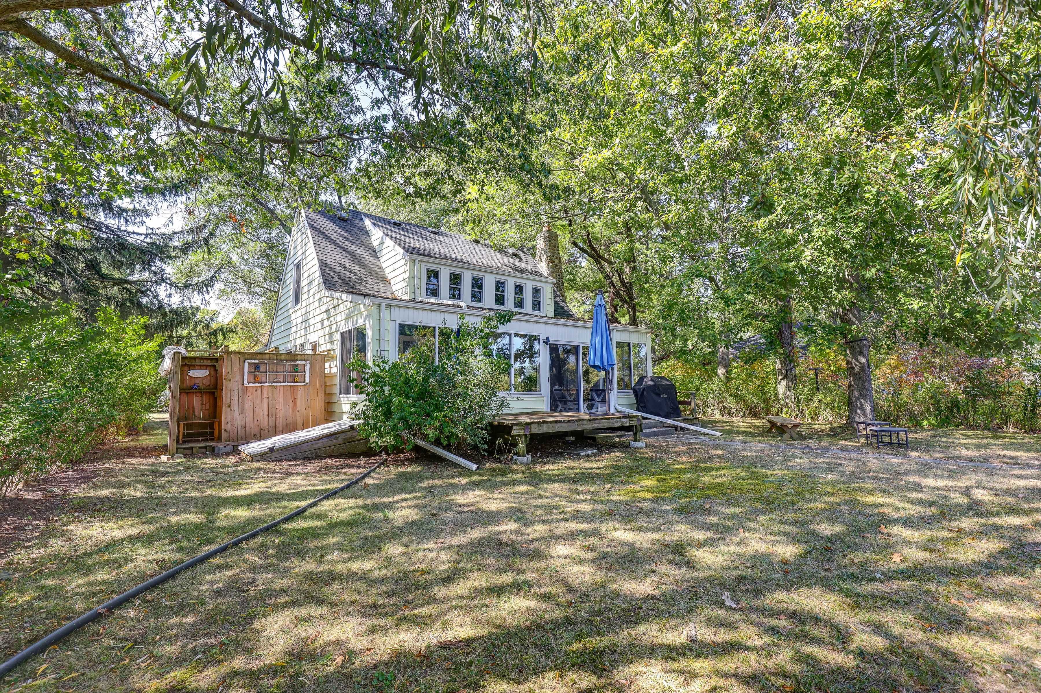 Chatham-kent, ON N0P 1X0,17374 Lakeshore RD