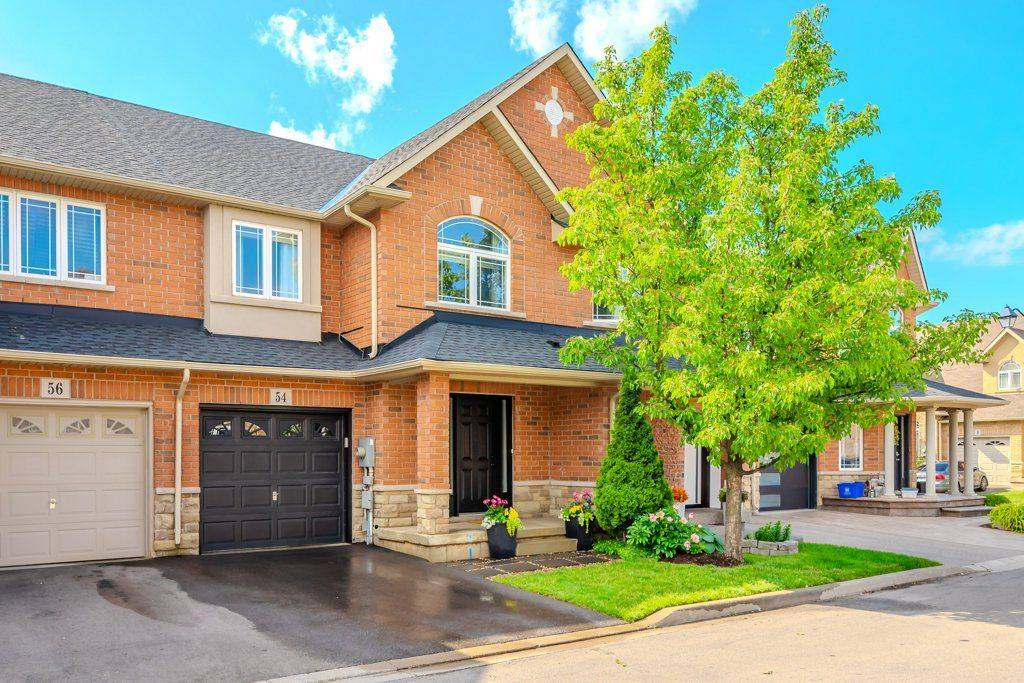 Hamilton, ON L0R 1P0,54 Geranium AVE