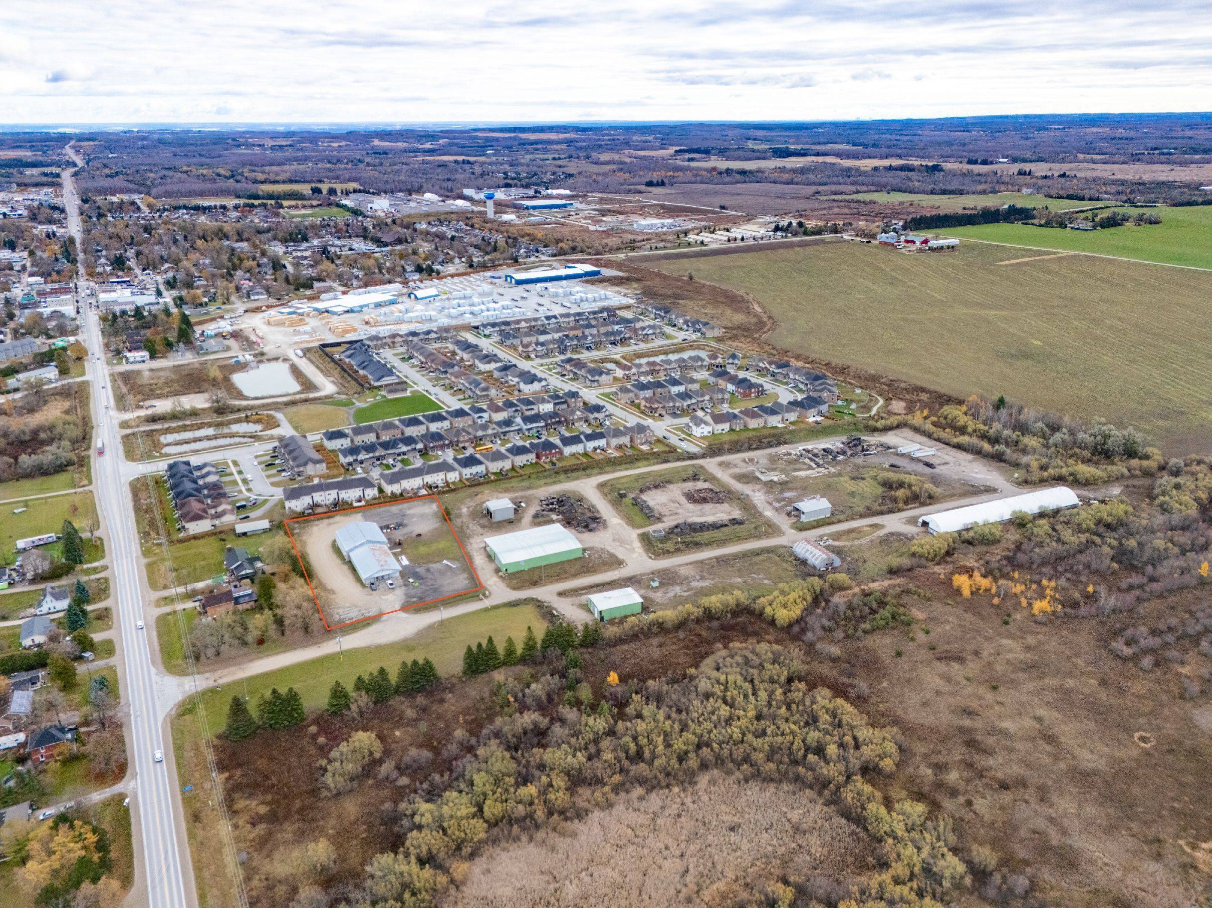 Shelburne, ON L9V 3P1,443 Main ST W