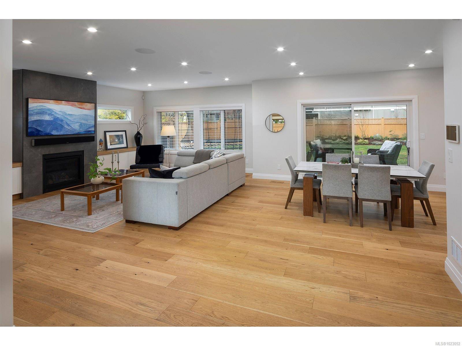 Saanich, BC V8N 1W2,2580 Sherwood Lane