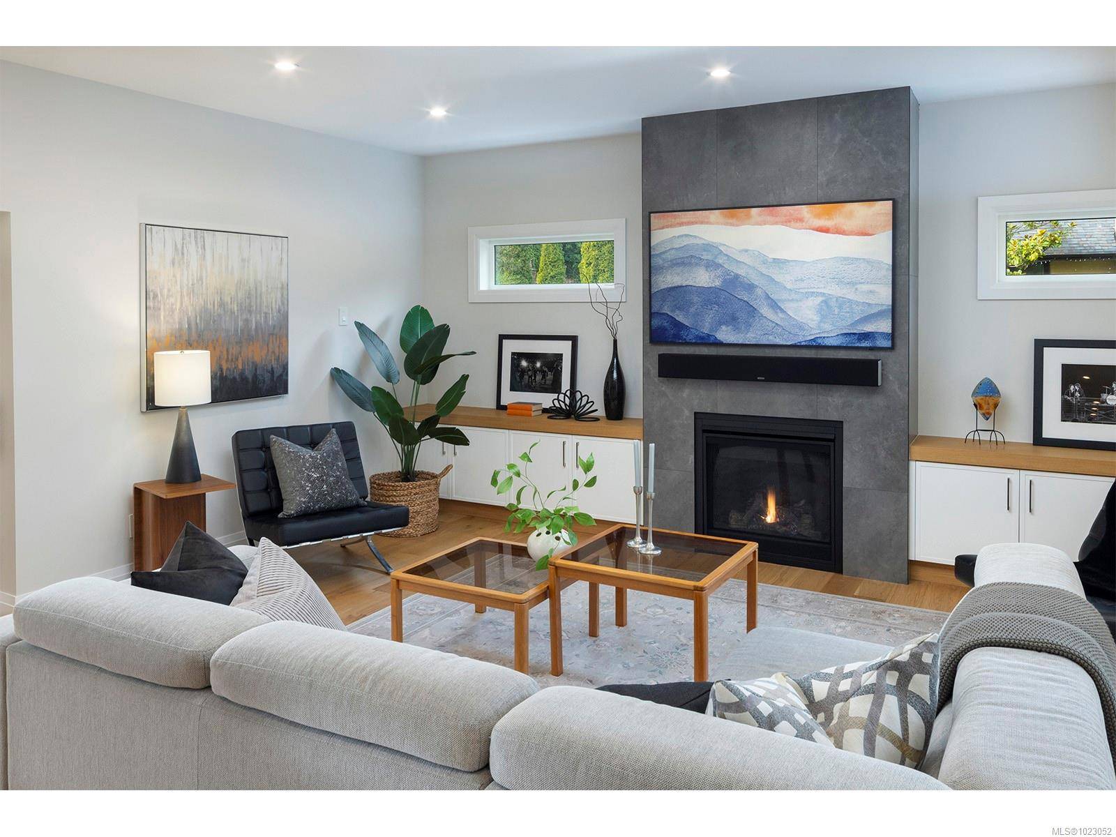 Saanich, BC V8N 1W2,2580 Sherwood Lane