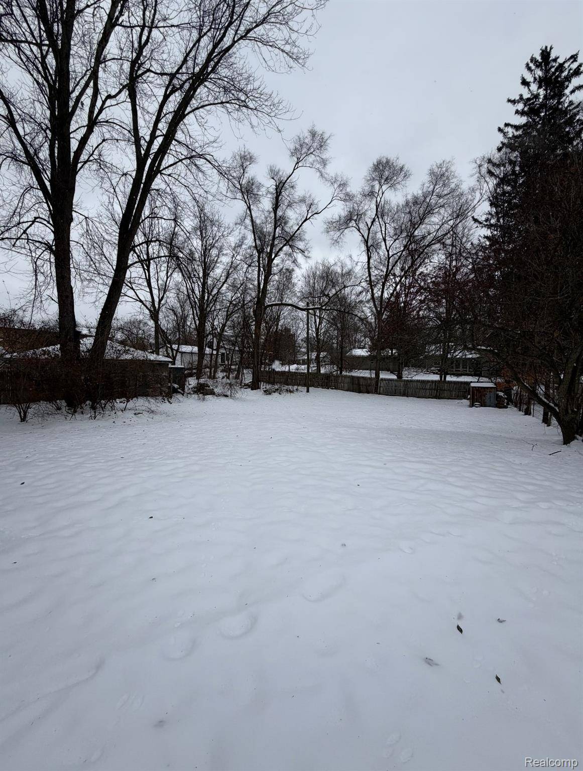 Pinckney, MI 48169,220 Pearl ST